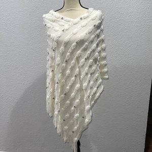 White pancho with silver and white pearls